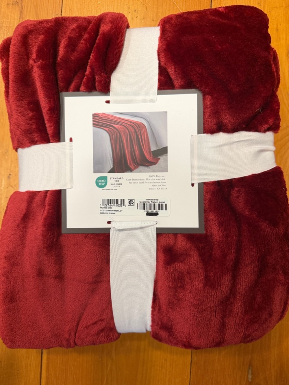 Threshold Deep Red Plush Blanket - Picture 3 of 4